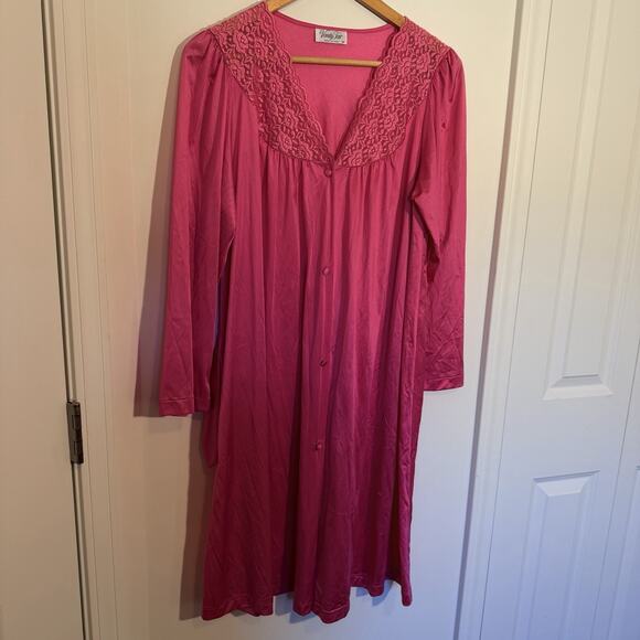 Vintage Vanity Fair Womens Hot Pink Button Up Night Gown/ Robe Size M Nylon USA - Picture 1 of 12